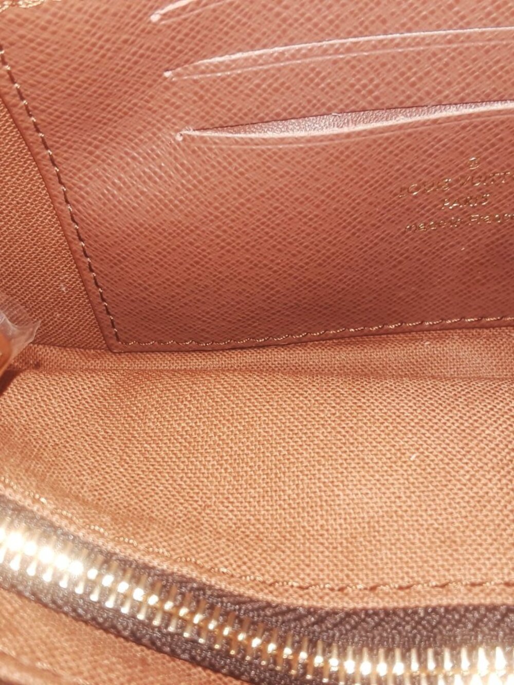 NEW logo handbag with ivy chain, box and dust bag - Picture 7 of 8